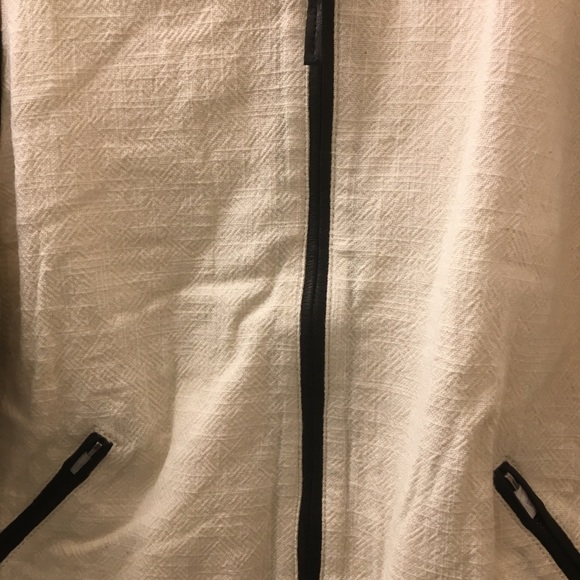 NWT Lucky Brand Two-Tone Varsity Jacket Cotton W/ Leather Sleeves Size Medium - Picture 3 of 15